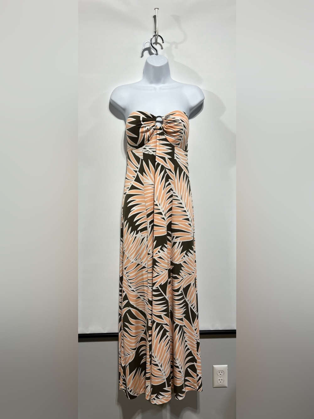 Tommy Bahama Island Palm Resort Vacation Halter Maxi Dress Size Medium